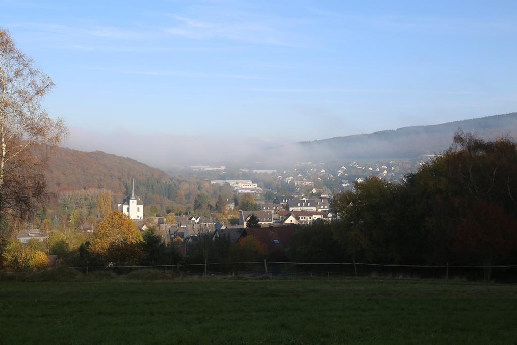Hotel Bechtel Burbach  エクステリア 写真